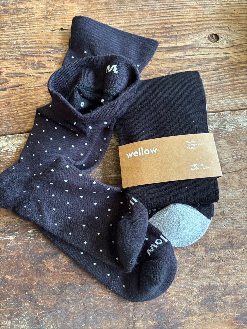 Wellow Men's Bamboo Compression Socks Medium - Picture 6 of 7